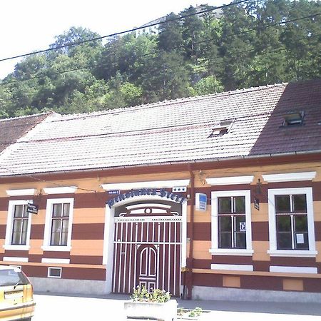 Guesthouse Stefi Рышнов Экстерьер фото